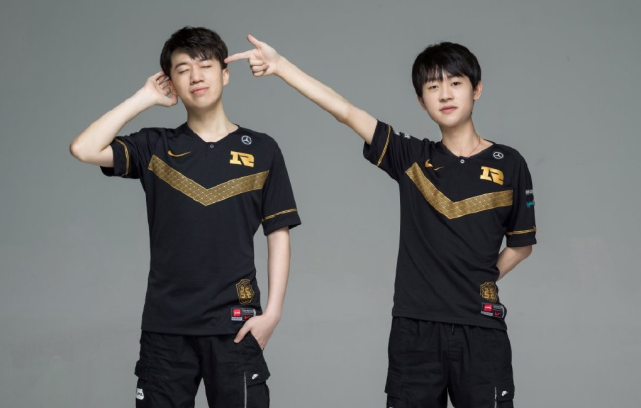 教练以及足 教练以及足