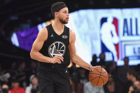 色表现使得 色表现使得