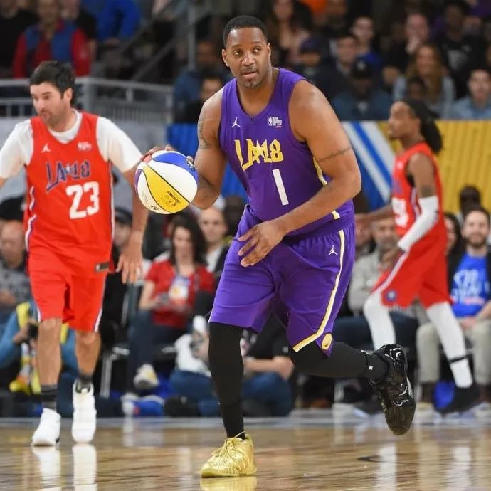 赛场压力与 赛场压力与